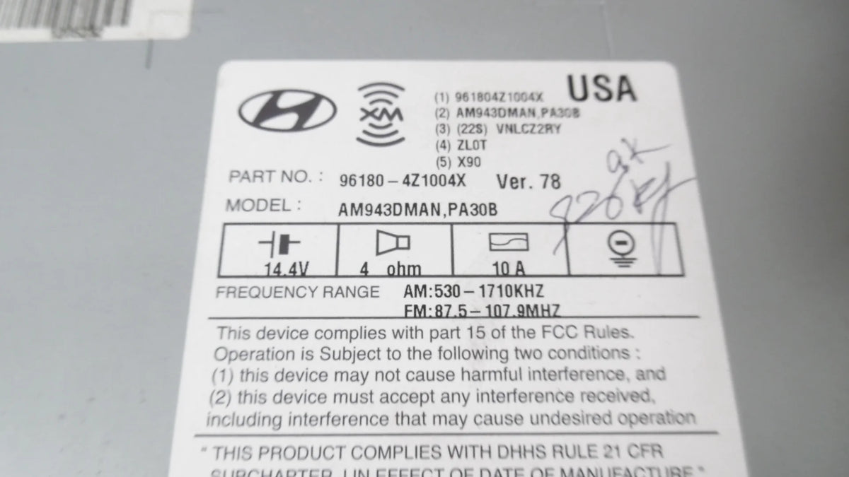 Pre-Owned Hyundai Santa Fe Sport CD MP3 Player Radio Receiver with Display Y2246