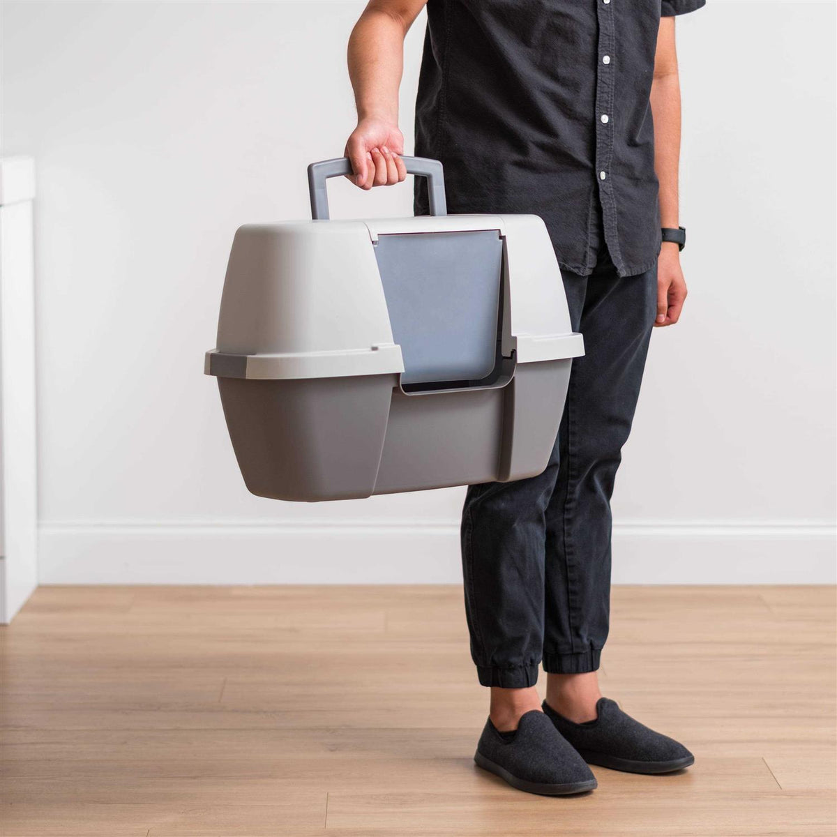 Hooded Cat Litter Box with Scoop O505279