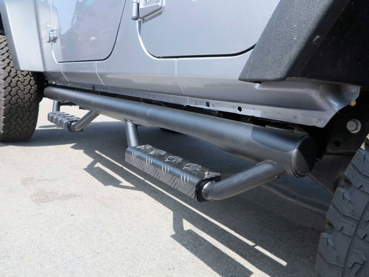 Locking Fuel Door L8359