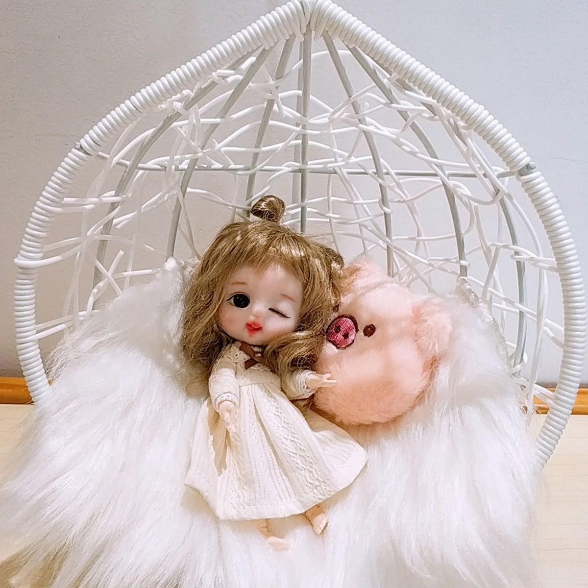 White Knitted Metal Miniature Dollhouse Swing Chair L586551
