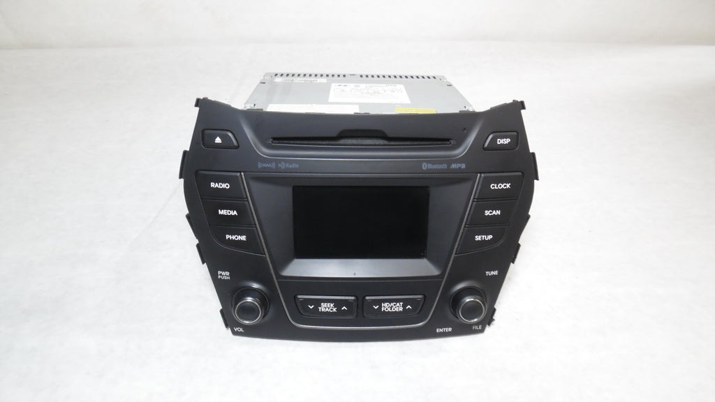 Pre-Owned Hyundai Santa Fe Sport CD MP3 Player Radio Receiver with Display Y2246