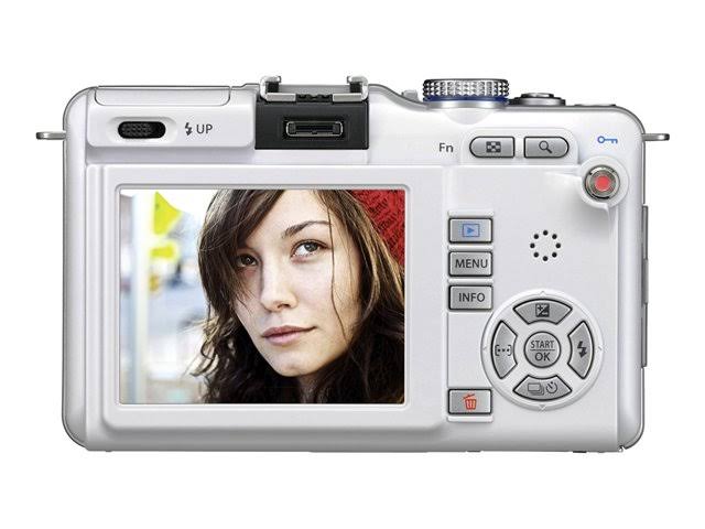 Digital Camera Y519117