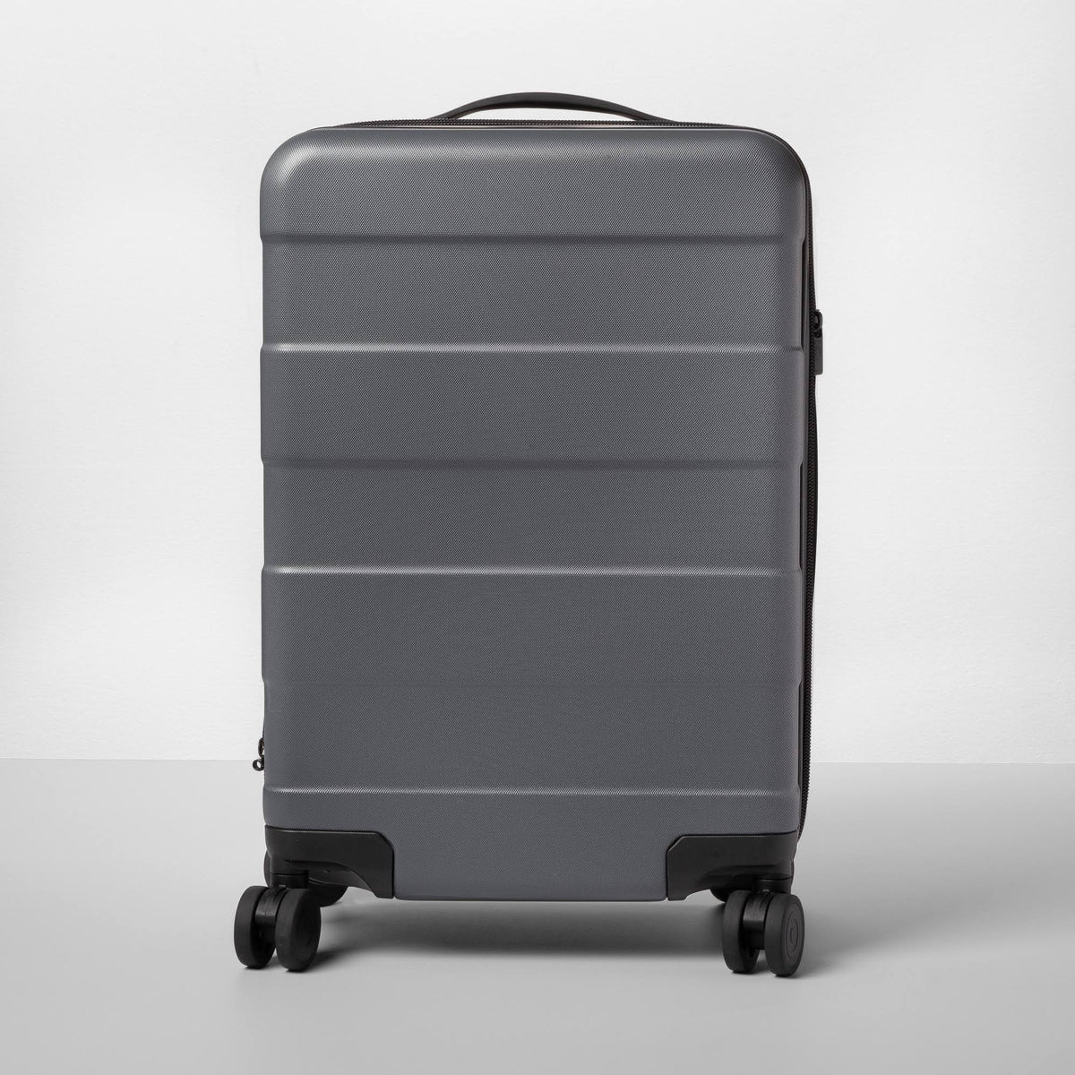 Hardside 20x22 Carry on Spinner Suitcase Dark Gray T86424