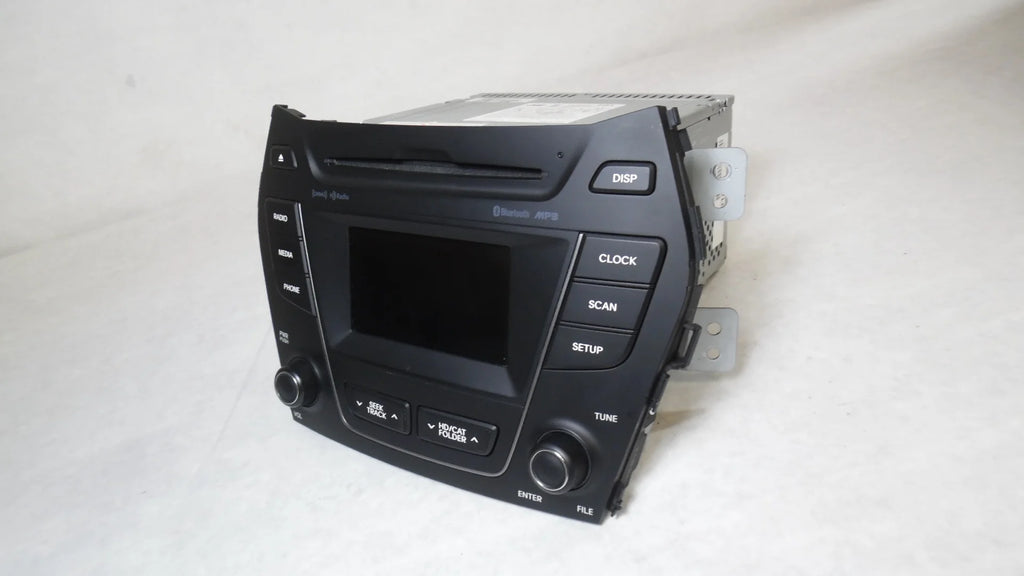Pre-Owned Hyundai Santa Fe Sport CD MP3 Player Radio Receiver with Display Y2246