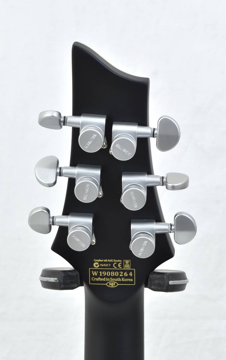 Satin Black Electric Guitar I860412
