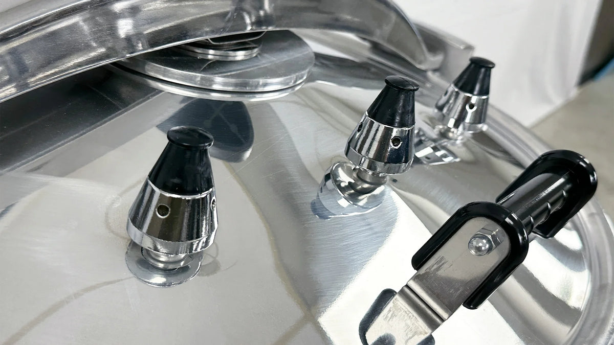 100 QT Aluminum Commercial Pressure Cooker C463364