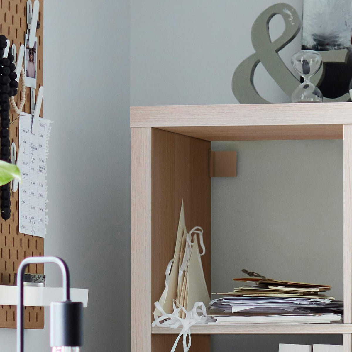 White Stained Oak Effect 4 Shelf Shelving Unit X495
