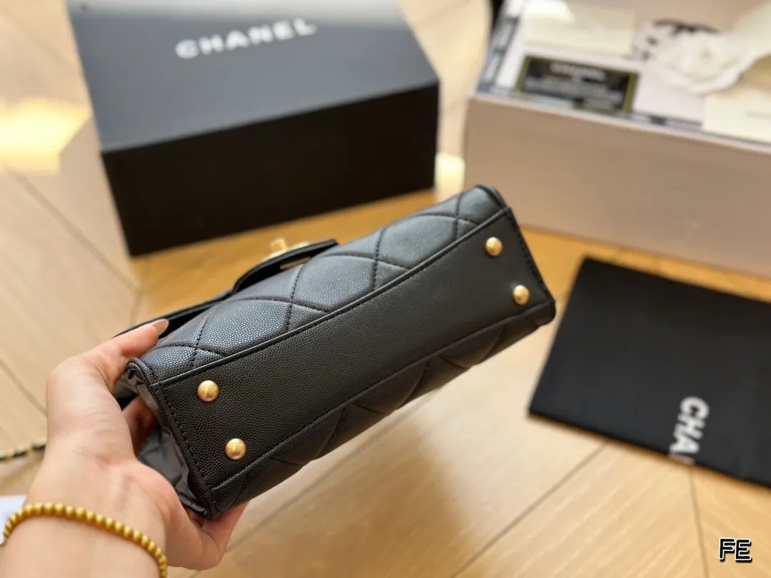 Mini Flap Bag with Top Handle I3614