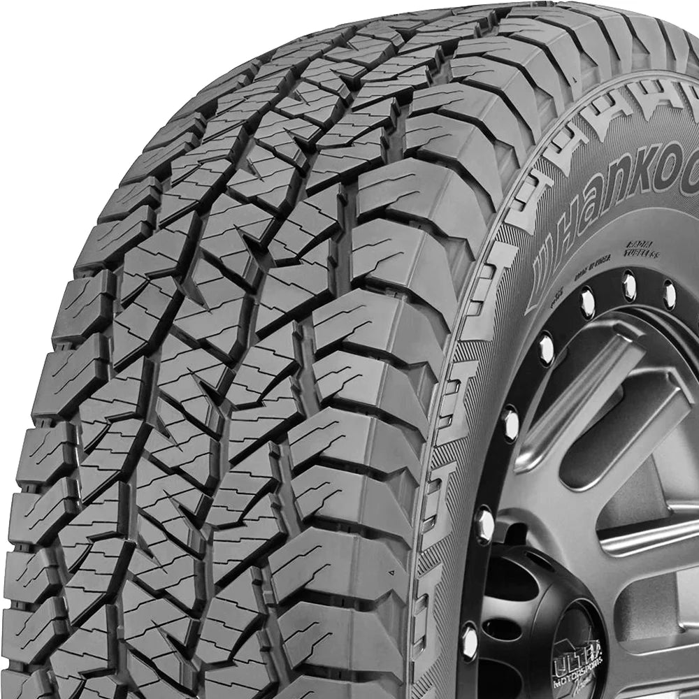 255/70R18 113T Tire N532525